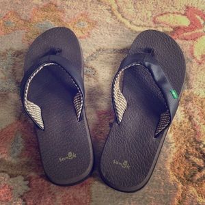 Sanuk Yoga Mat Flip Flop thong sandals Dark Brown